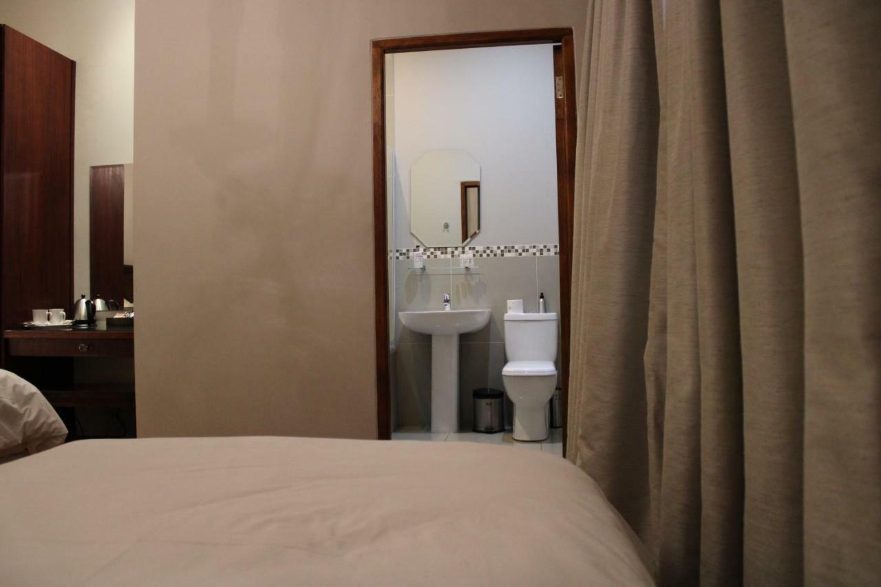 Abiento Guesthouse Bloemfontein Zewnętrze zdjęcie
